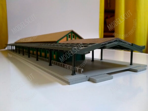 EN147-Edificio-mercaderias-y-aduanas-estación-de-la-Tour-de-Carol-lado-norte